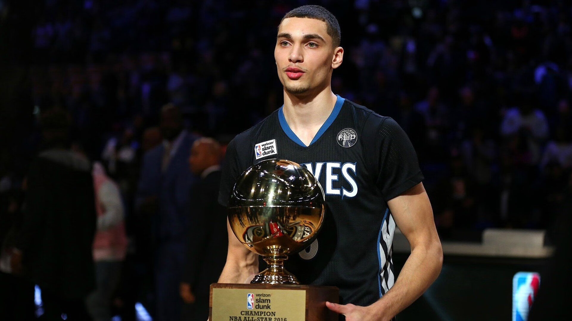 欧文场均50分冲上热搜，是他太强，还是NBA太无聊？